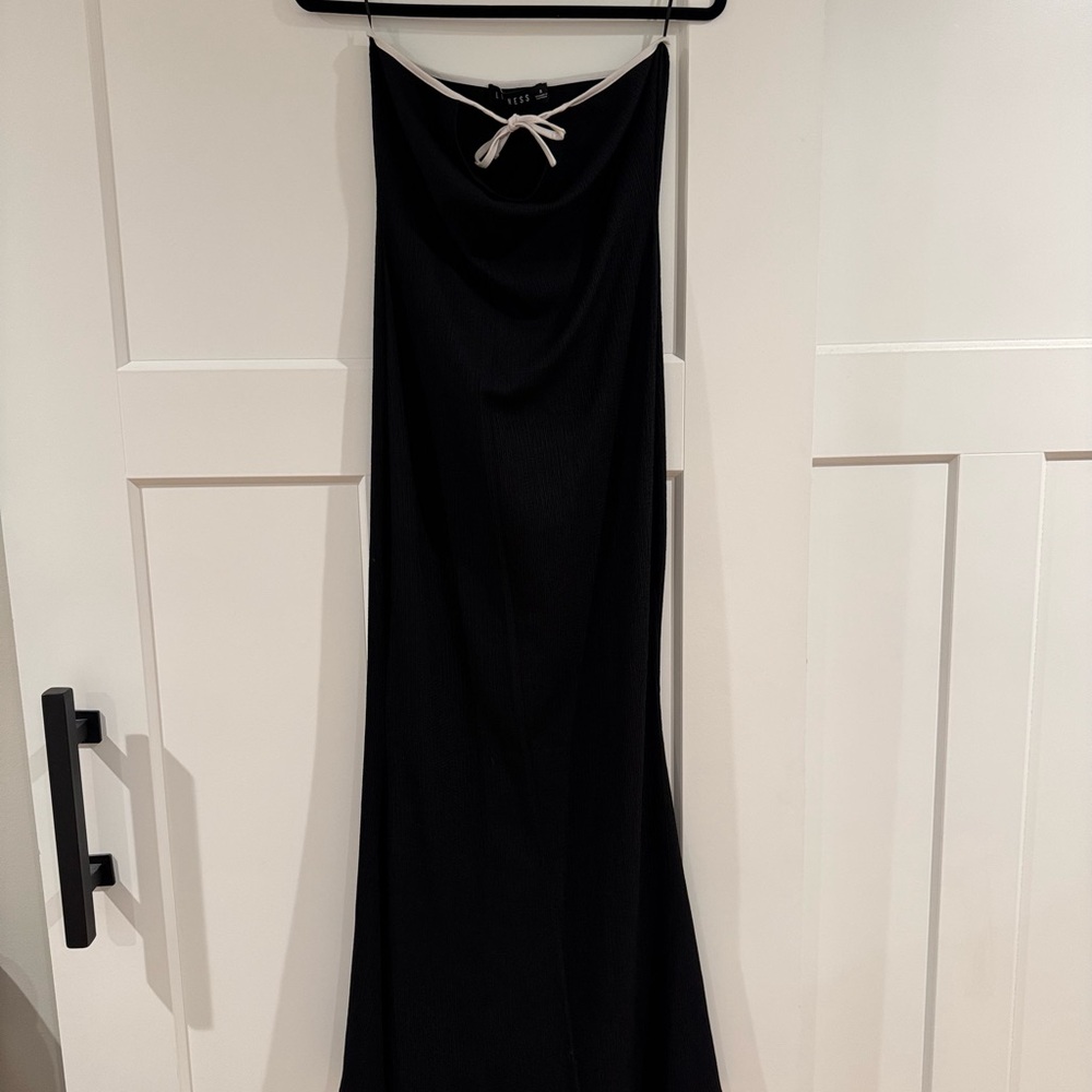 Lioness Black Dress with‎ White Tie Accent